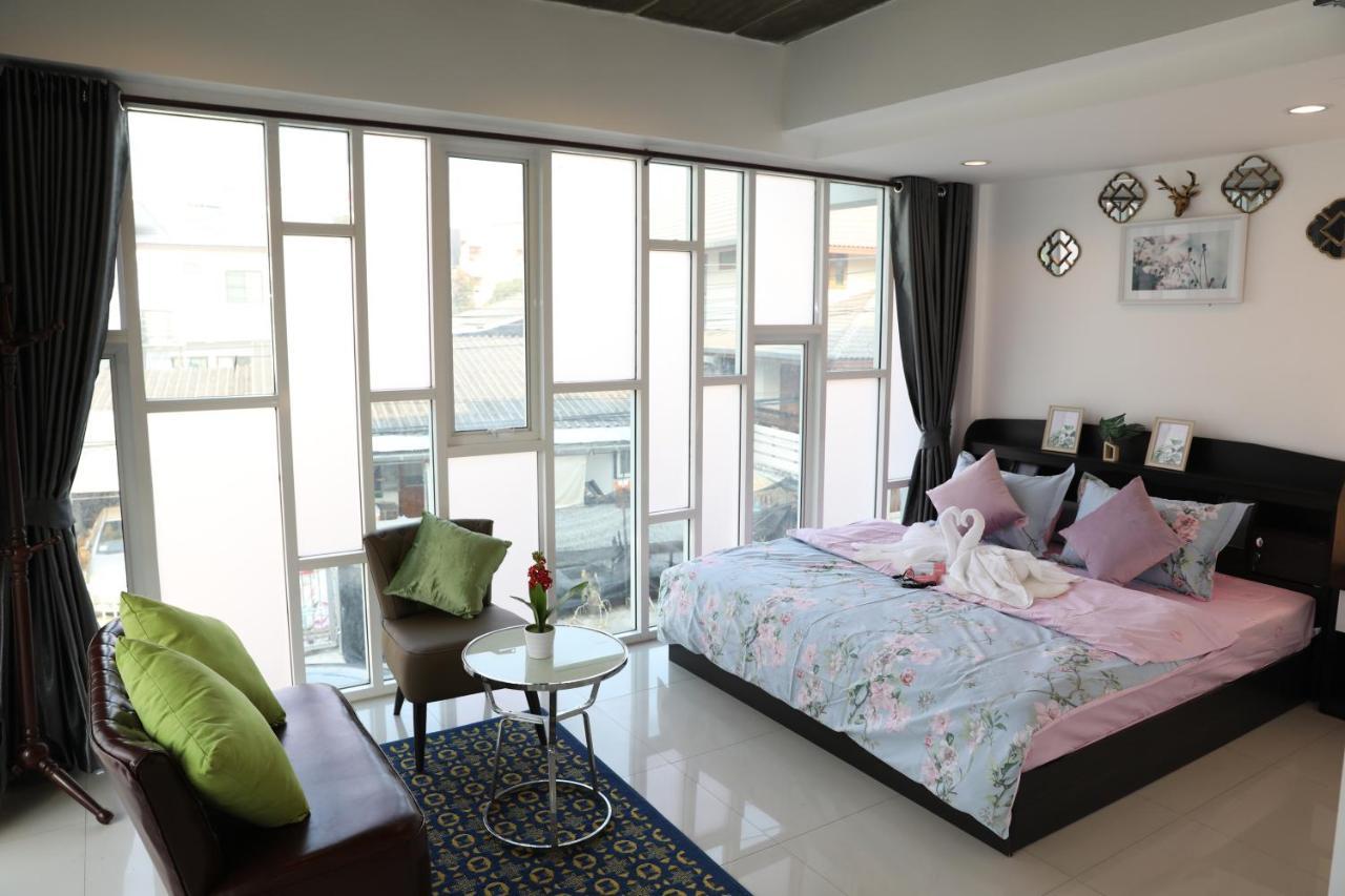 Close Maya Nimman 5Bedroom Villa Chiang Mai Eksteriør billede